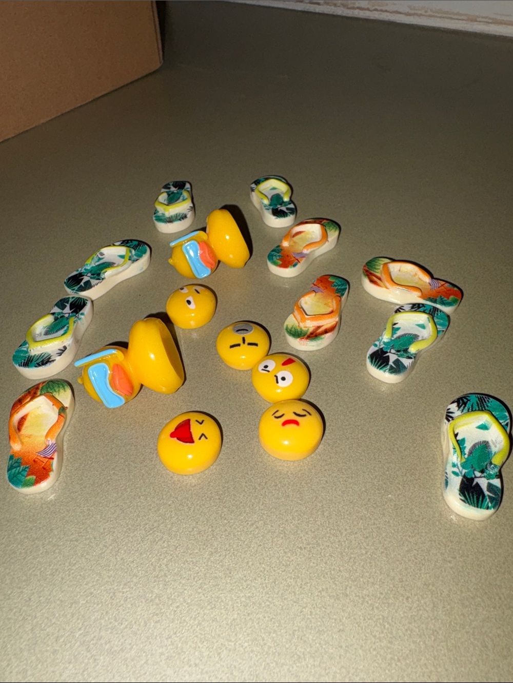 Emoji & Tropical Flip-Flop Trinkets One Bag